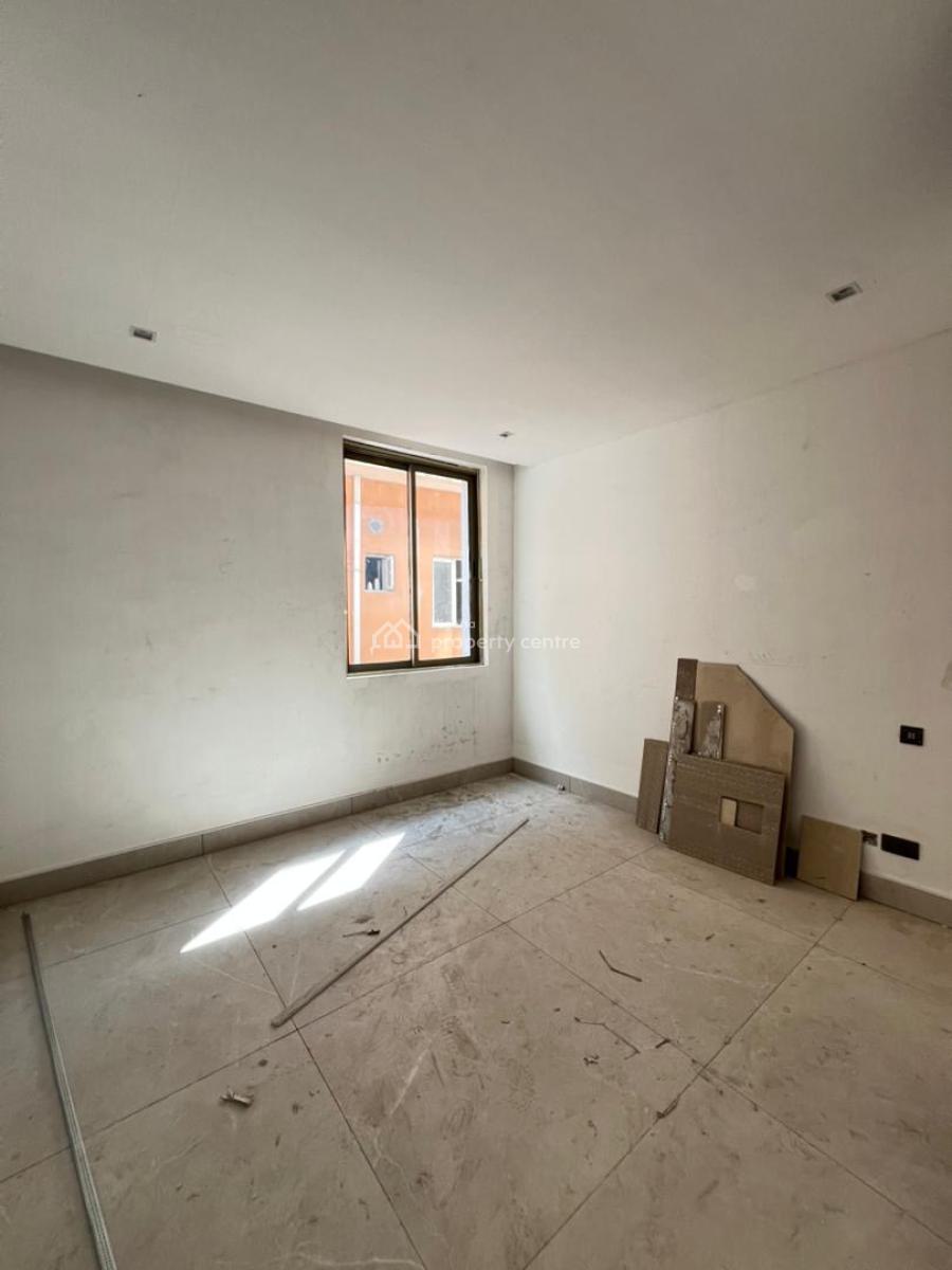 Elegantly Built 4 Bedroom Maisonette with Swimming Pool, Gym, Lekki Phase 1, Lekki, Lagos, Flat / Apartment for Sale