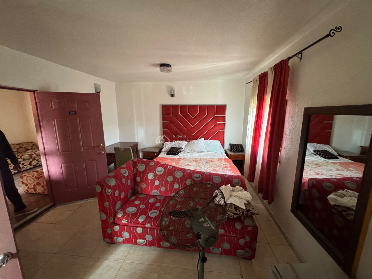 13 Rooms Ensuit Furnished Guest House in Dolphin Estate Ikoyi., Dolphin Estate Ikoyi, Ikoyi, Lagos, Detached Duplex for Rent