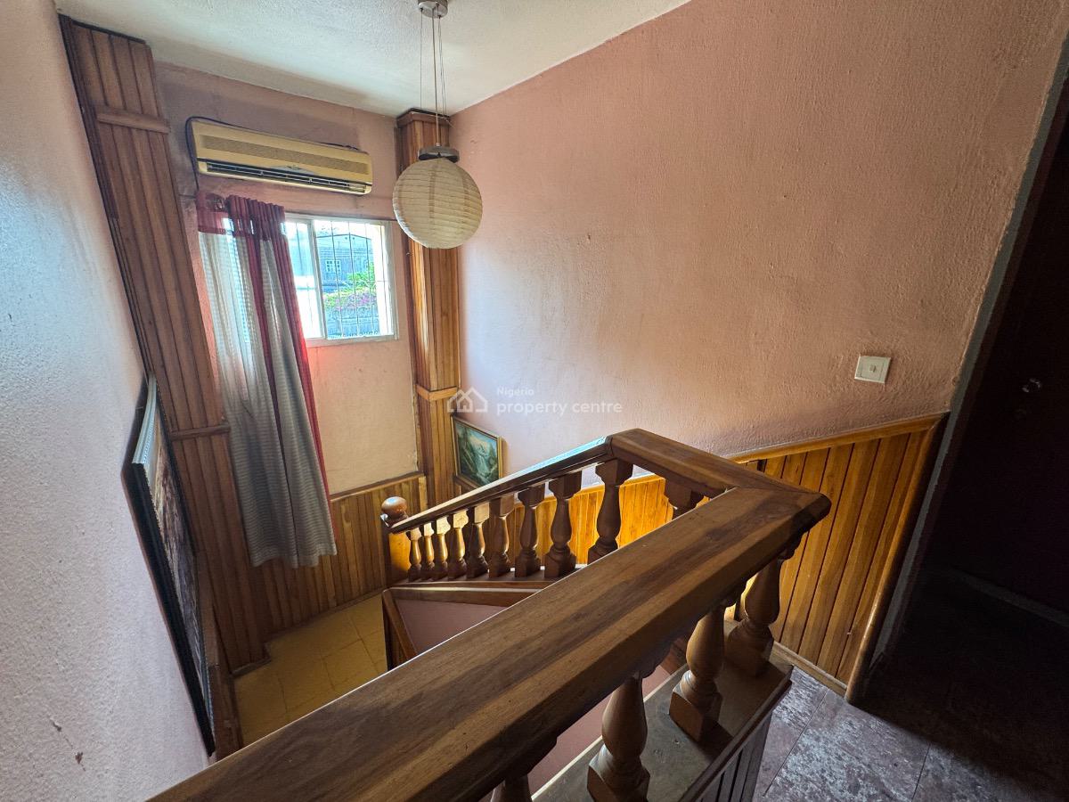 13 Rooms Ensuit Furnished Guest House in Dolphin Estate Ikoyi., Dolphin Estate Ikoyi, Ikoyi, Lagos, Detached Duplex for Rent