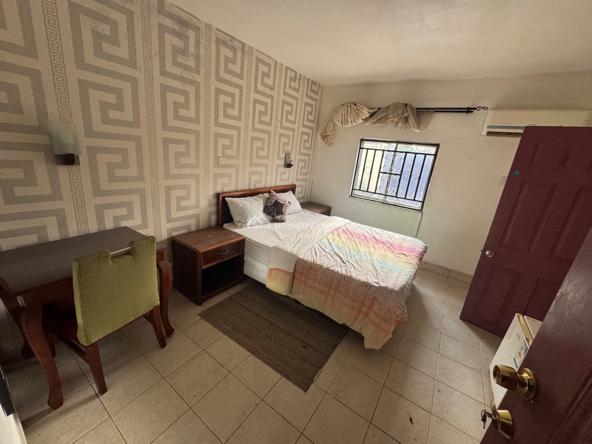 13 Rooms Ensuit Furnished Guest House in Dolphin Estate Ikoyi., Dolphin Estate Ikoyi, Ikoyi, Lagos, Detached Duplex for Rent