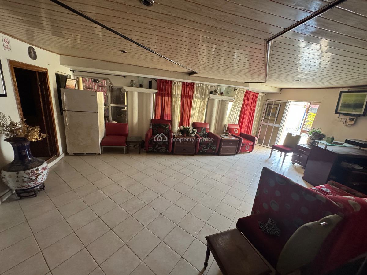 13 Rooms Ensuit Furnished Guest House in Dolphin Estate Ikoyi., Dolphin Estate Ikoyi, Ikoyi, Lagos, Detached Duplex for Rent