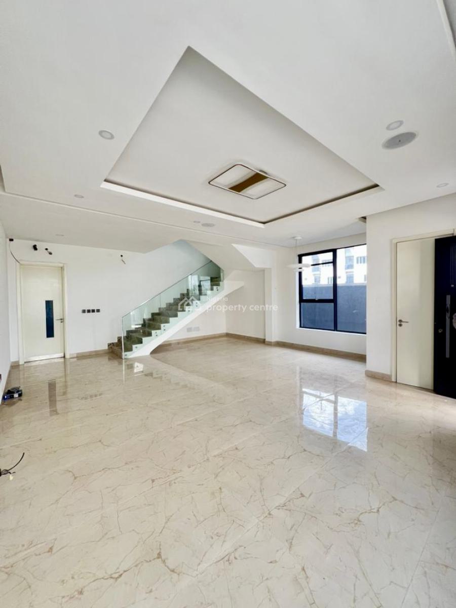 Well-designed 5-bedroom Semi-detached Duplex with Bq & Open Terrace, Lekki Phase 1, Lekki, Lagos, Semi-detached Duplex for Sale