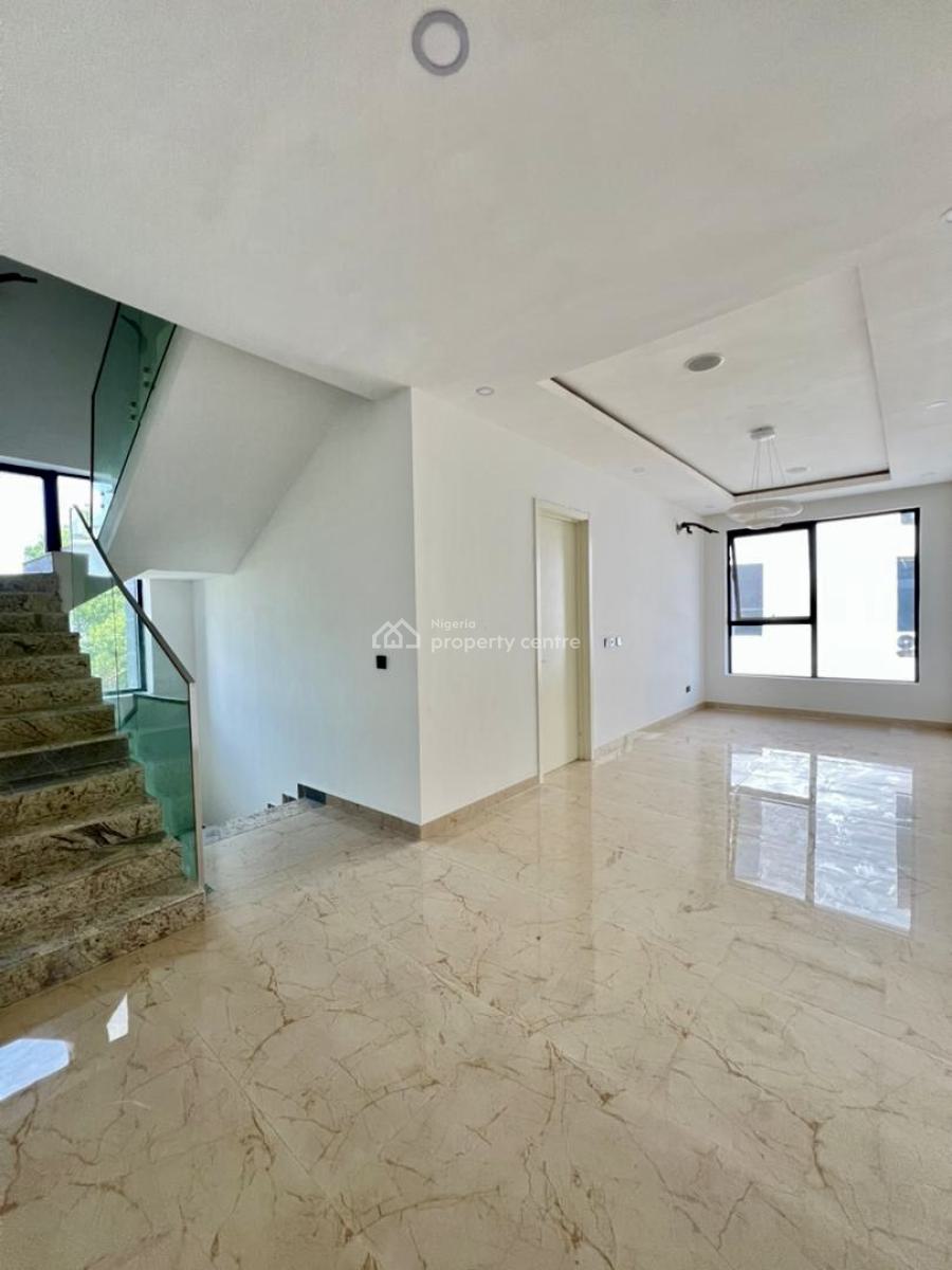 Well-designed 5-bedroom Semi-detached Duplex with Bq & Open Terrace, Lekki Phase 1, Lekki, Lagos, Semi-detached Duplex for Sale