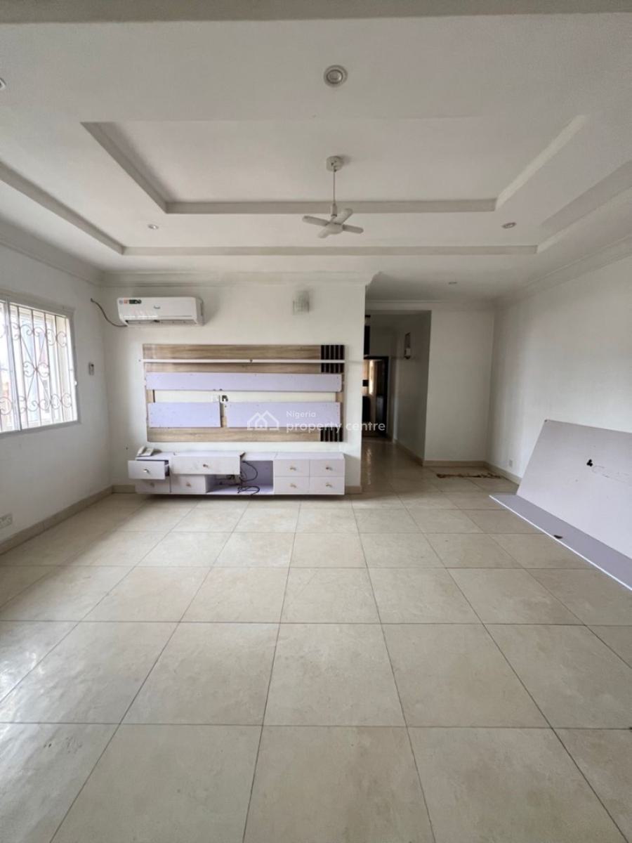 Well Maintained and Spacious 2bedroom Apartment, Sangotedo, Ajah, Lagos, Flat / Apartment for Rent