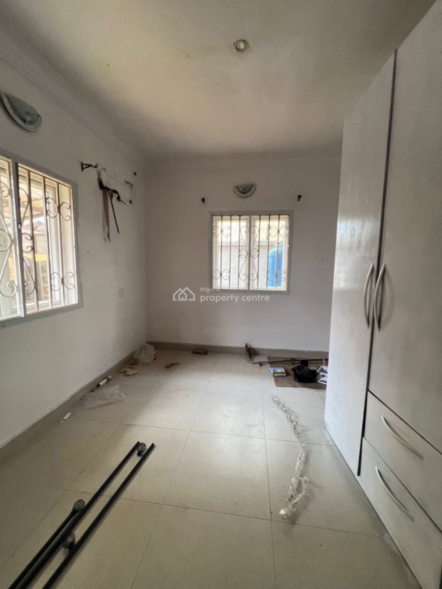 Well Maintained and Spacious 2bedroom Apartment, Sangotedo, Ajah, Lagos, Flat / Apartment for Rent