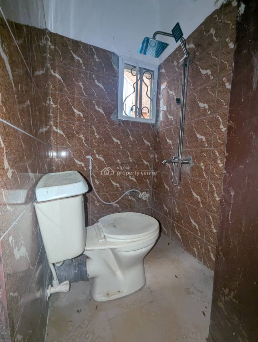 2bedroom Apartment, Saleem, Lekki, Lagos, Flat / Apartment for Rent