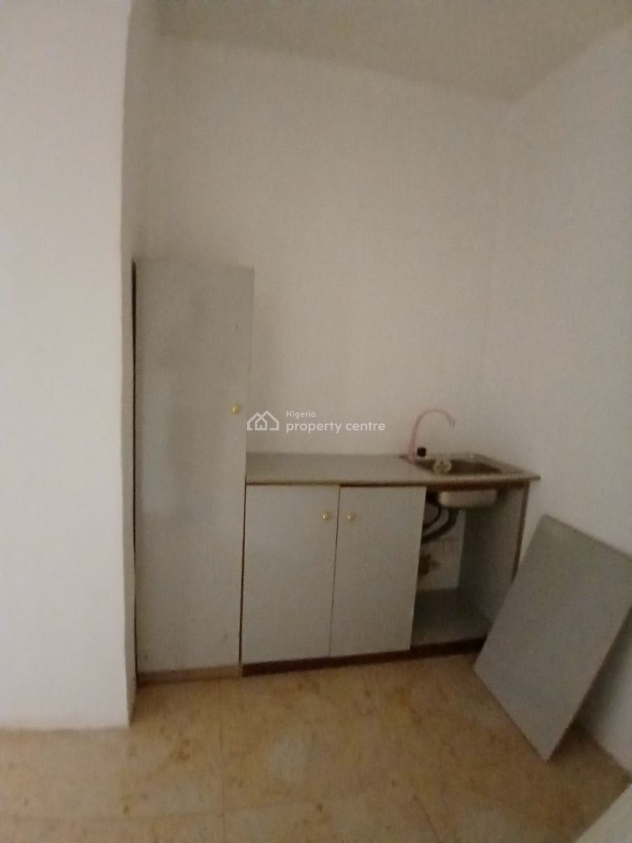 Massive 1bedroom with Store, Office Space, Jacuzzi, 2-balcony, Gated and Secured Estate Off Badore Road Ajah, Ajah, Lagos, Mini Flat (room and Parlour) for Rent