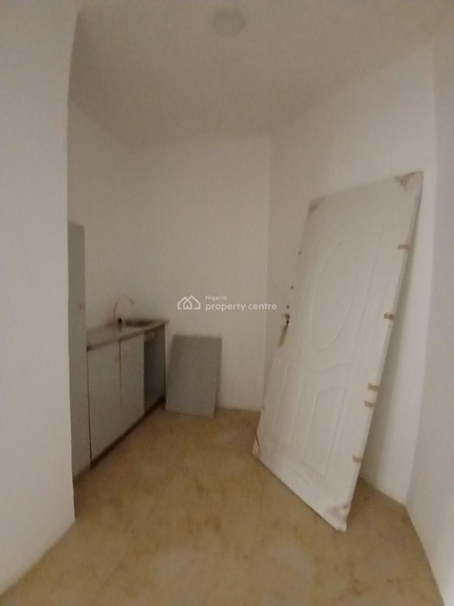 Massive 1bedroom with Store, Office Space, Jacuzzi, 2-balcony, Gated and Secured Estate Off Badore Road Ajah, Ajah, Lagos, Mini Flat (room and Parlour) for Rent