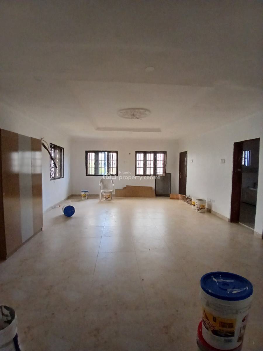 Massive 1bedroom with Store, Office Space, Jacuzzi, 2-balcony, Gated and Secured Estate Off Badore Road Ajah, Ajah, Lagos, Mini Flat (room and Parlour) for Rent