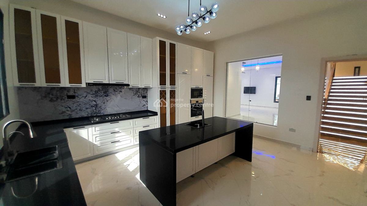 Luxurious 5 Bedroom Fully Detached Duplex with Spacious Compound, Pinnock Beach Estate, Osapa, Lekki, Lagos, House for Sale