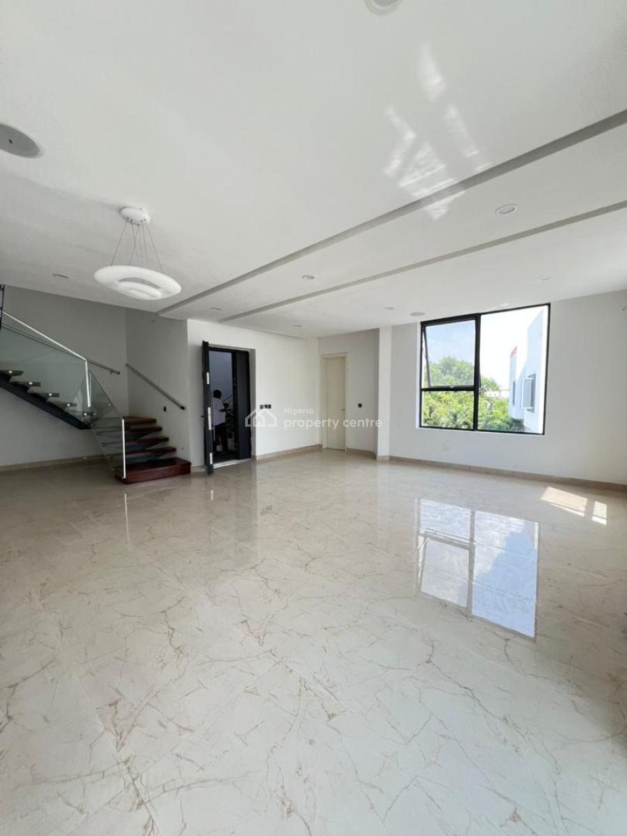Masterpiece 4bedroom Maisonette, Lekki Phase 1, Lekki, Lagos, Flat / Apartment for Sale