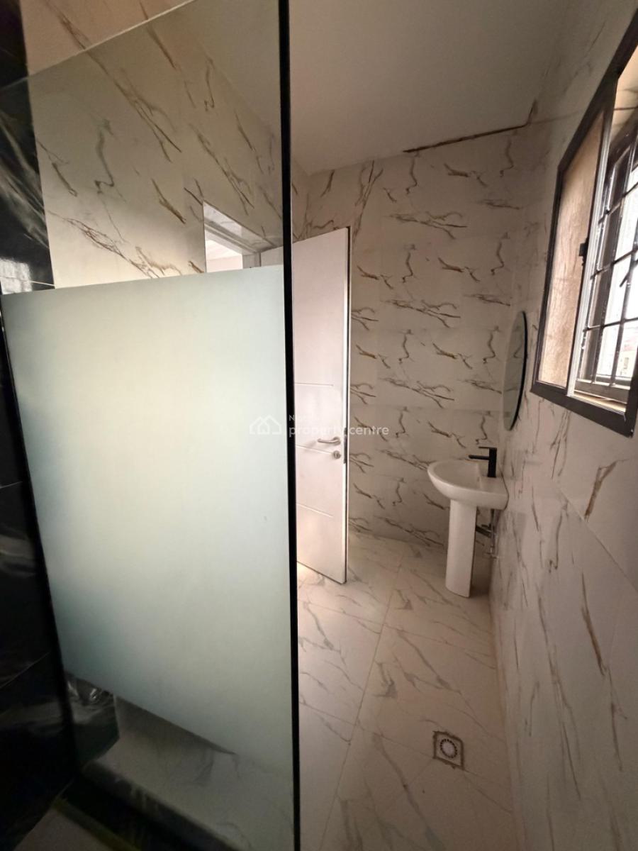 Brand New Gated 4 Bedroom Terrace Duplex with 2 Living Room, Guzape District, Abuja, Terraced Duplex for Sale