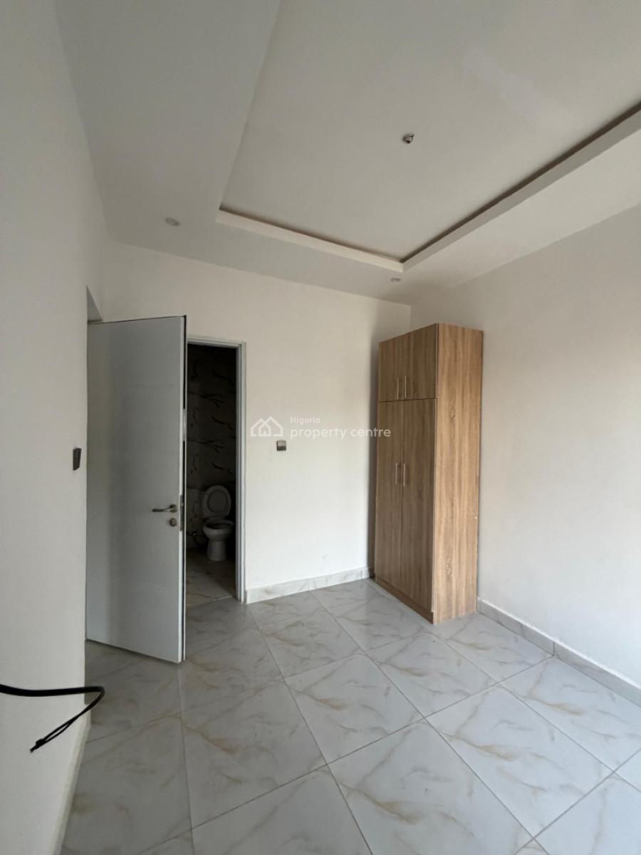 Brand New Gated 4 Bedroom Terrace Duplex with 2 Living Room, Guzape District, Abuja, Terraced Duplex for Sale