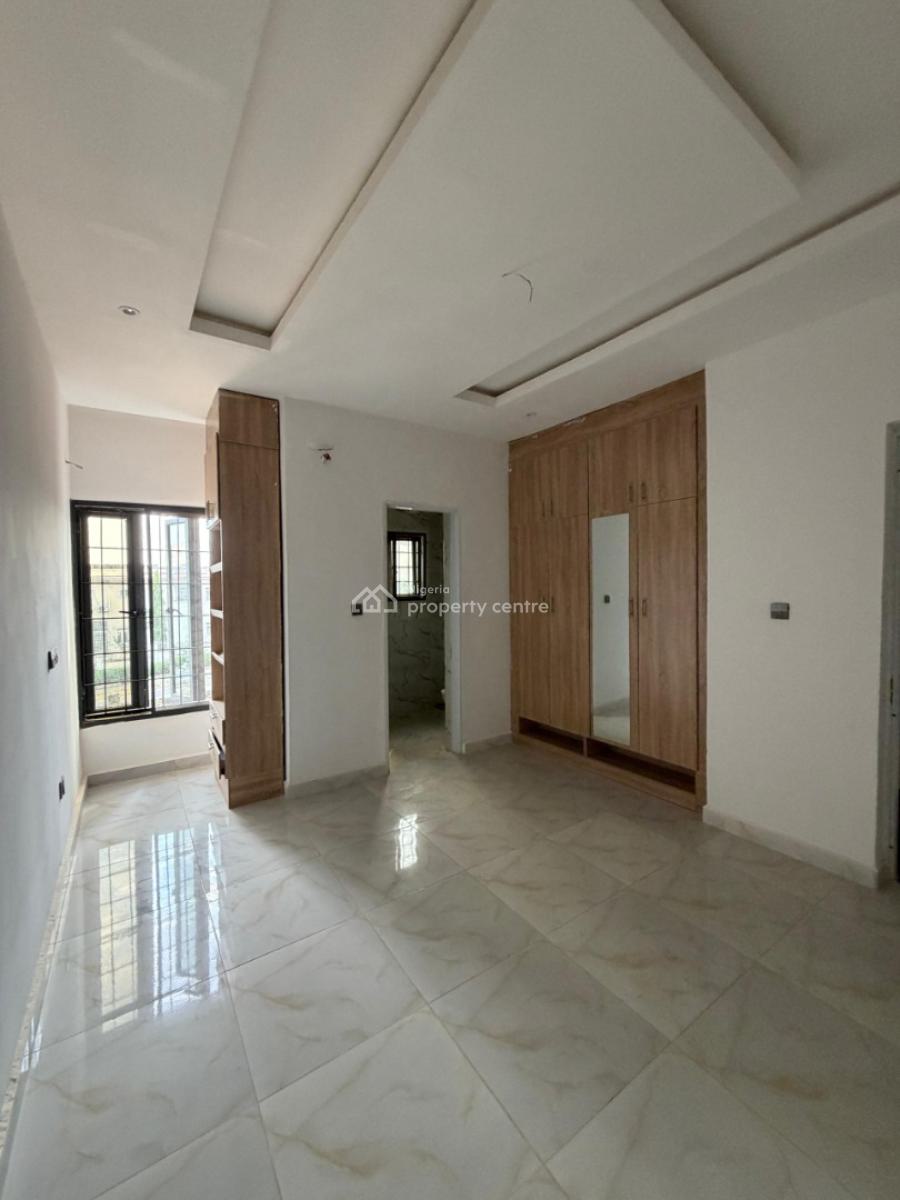 Brand New Gated 4 Bedroom Terrace Duplex with 2 Living Room, Guzape District, Abuja, Terraced Duplex for Sale