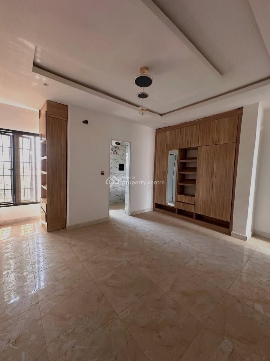 Brand New Gated 4 Bedroom Terraced Duplex with 2 Living Rooms, Guzape District, Abuja, Terraced Duplex for Sale