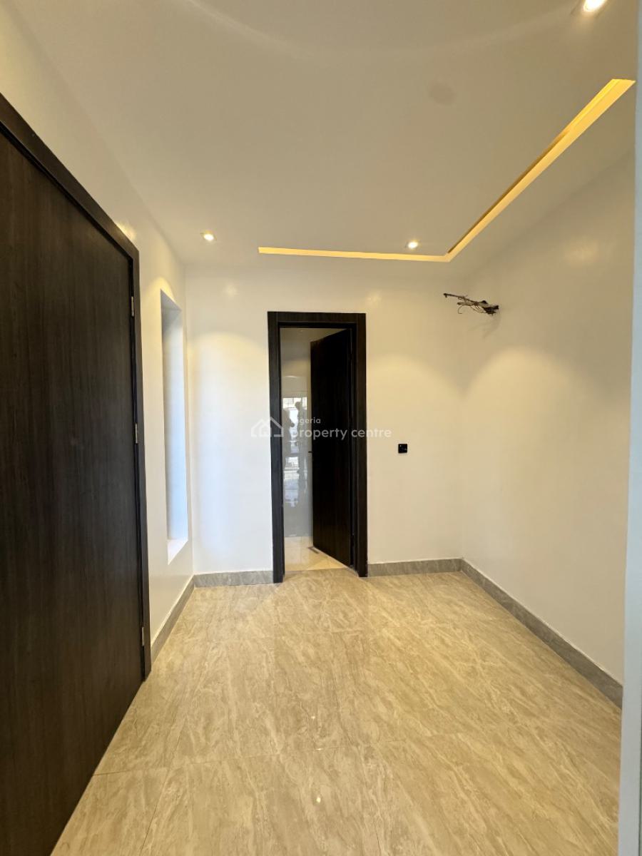 Luxurious 5 Bedroom Triplex Home with Private Cinema and Swimming Pool, Alpha Beach Road, Lekki Phase 2, Lekki, Lagos, Detached Duplex for Sale