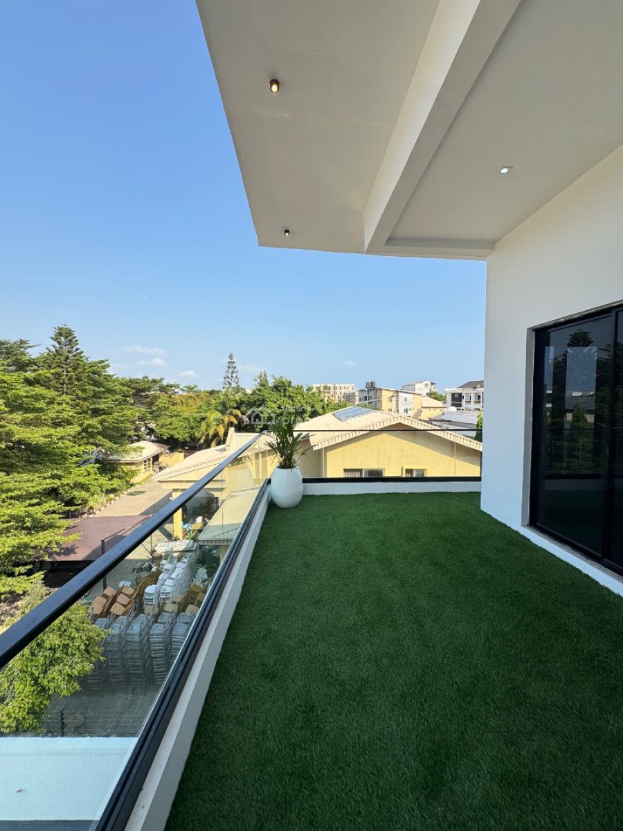 Luxurious 5 Bedroom Triplex Home with Private Cinema and Swimming Pool, Alpha Beach Road, Lekki Phase 2, Lekki, Lagos, Detached Duplex for Sale