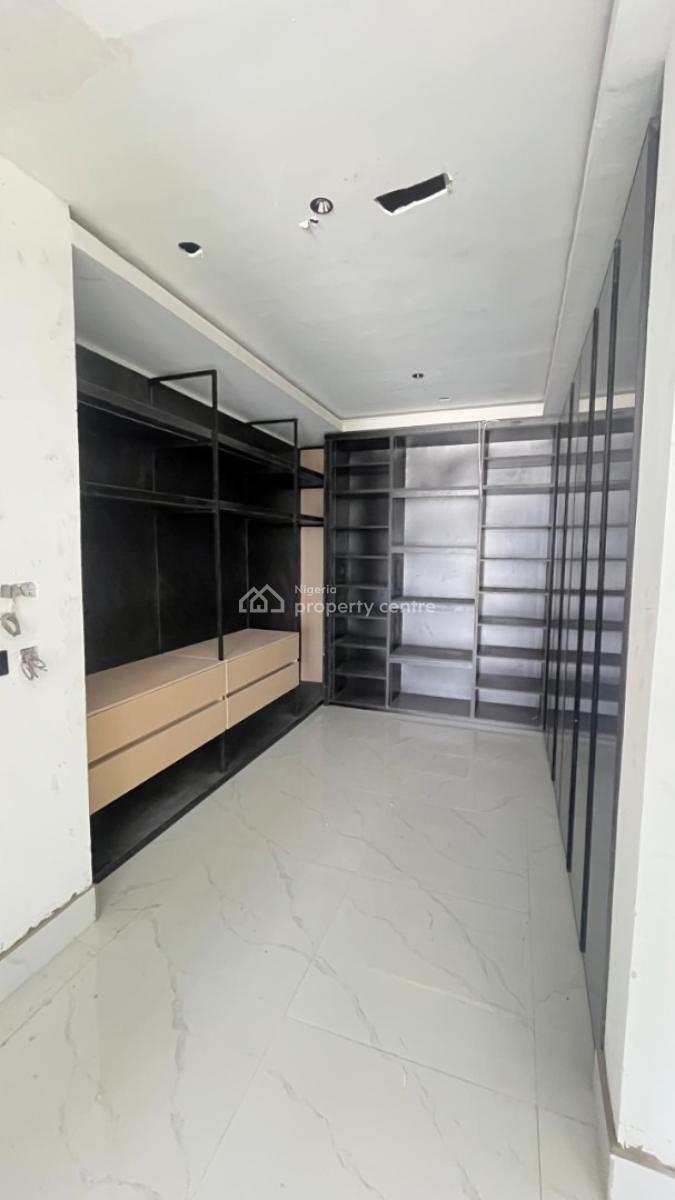 Luxurious 4 Bedroom Maisonette Home with Bq,gym,pool,jetty, Brand New Luxury Home Perfect for Airbnb Or Personal Use, Banana Island, Ikoyi, Lagos, Terraced Duplex for Sale