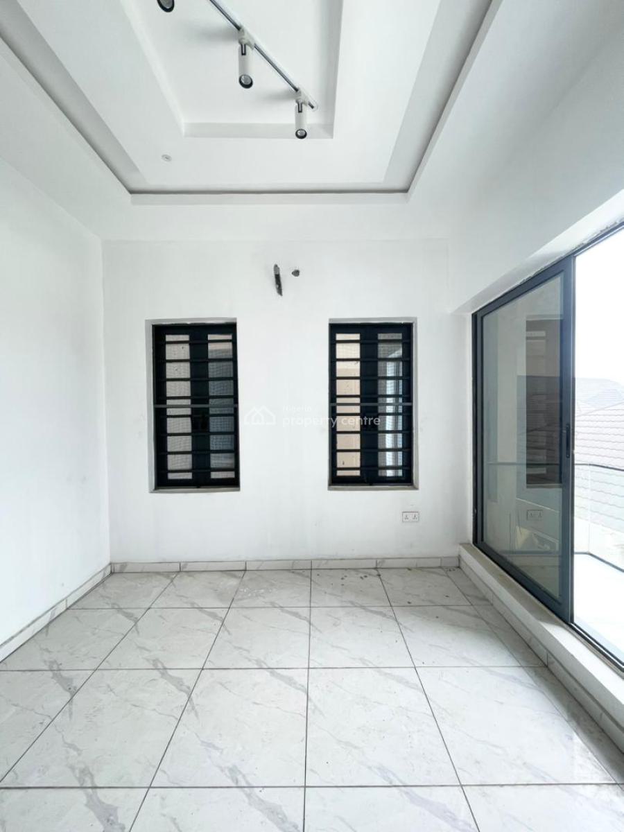 Lovely 2 Bedroom Serviced Apartment in a Secure Estate, Ologolo, Lekki, Lagos, Flat / Apartment for Sale