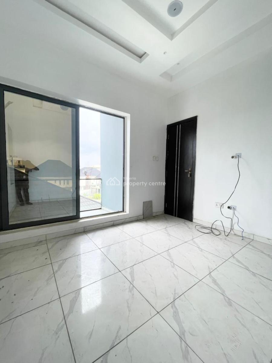 Lovely 2 Bedroom Serviced Apartment in a Secure Estate, Ologolo, Lekki, Lagos, Flat / Apartment for Sale