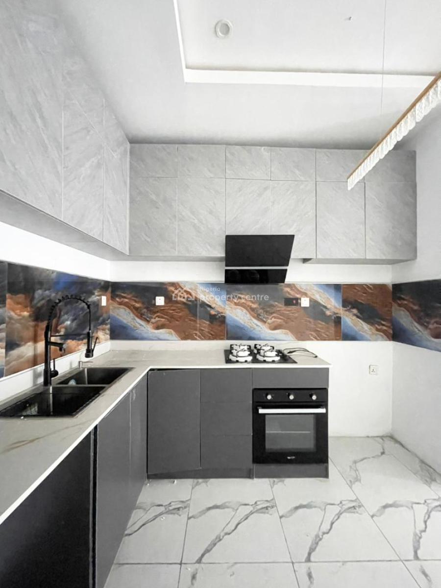 Lovely 2 Bedroom Serviced Apartment in a Secure Estate, Ologolo, Lekki, Lagos, Flat / Apartment for Sale