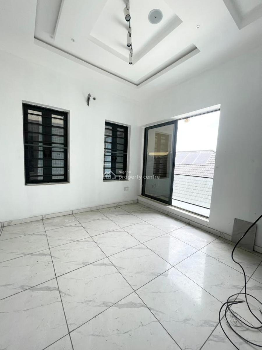 Lovely 2 Bedroom Serviced Apartment in a Secure Estate, Ologolo, Lekki, Lagos, Flat / Apartment for Sale