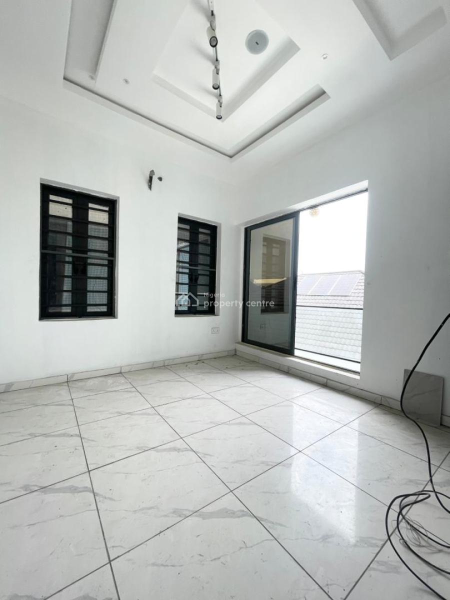 Lovely 2 Bedroom Serviced Apartment in a Secure Estate, Ologolo, Lekki, Lagos, Flat / Apartment for Sale