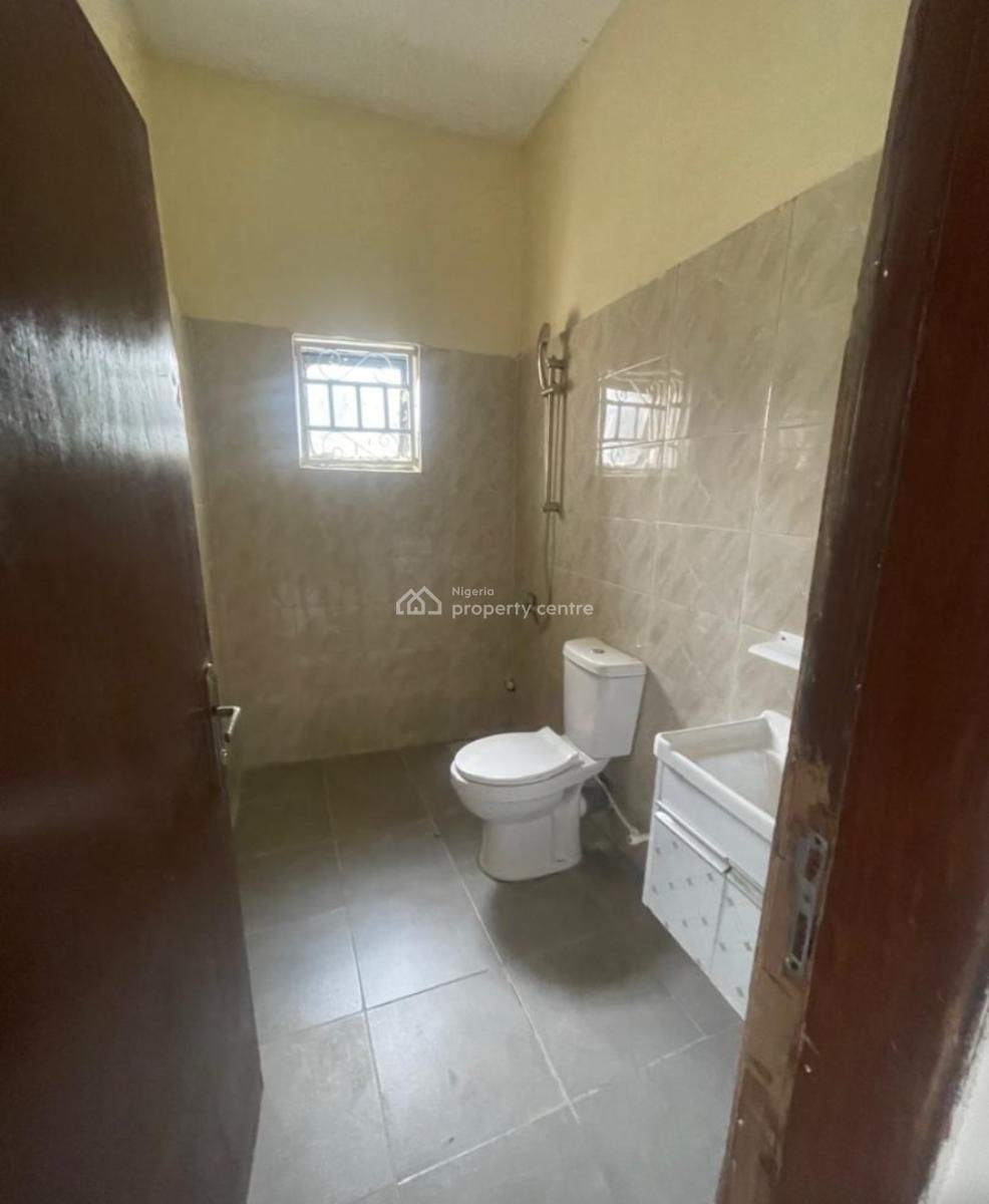 a Massive 2 Bedroom Flat All En-suite, Omole Phase 2, Ikeja, Lagos, Flat / Apartment for Rent