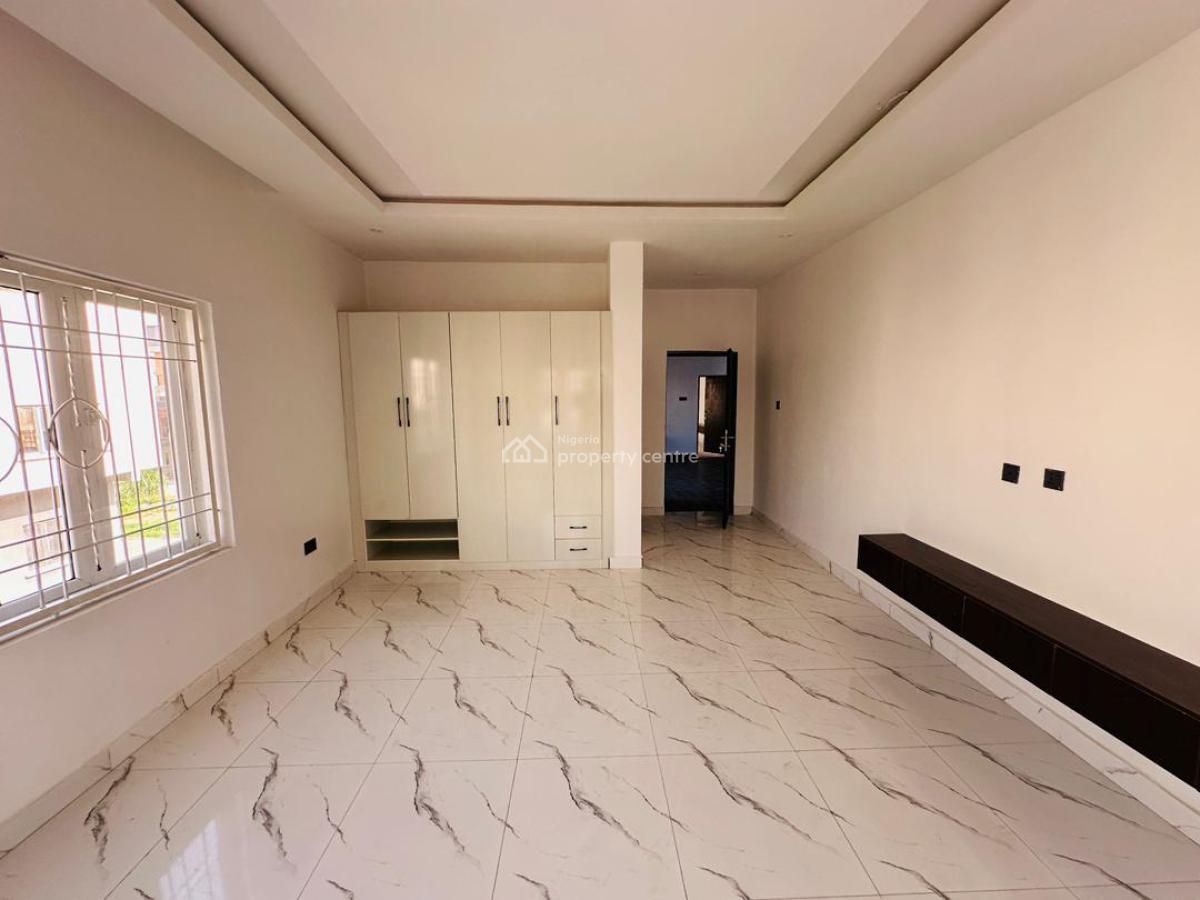 Well Finished 4 Bedrooms Semi-detached Duplex with Bq, Life Camp, Abuja, Semi-detached Duplex for Sale