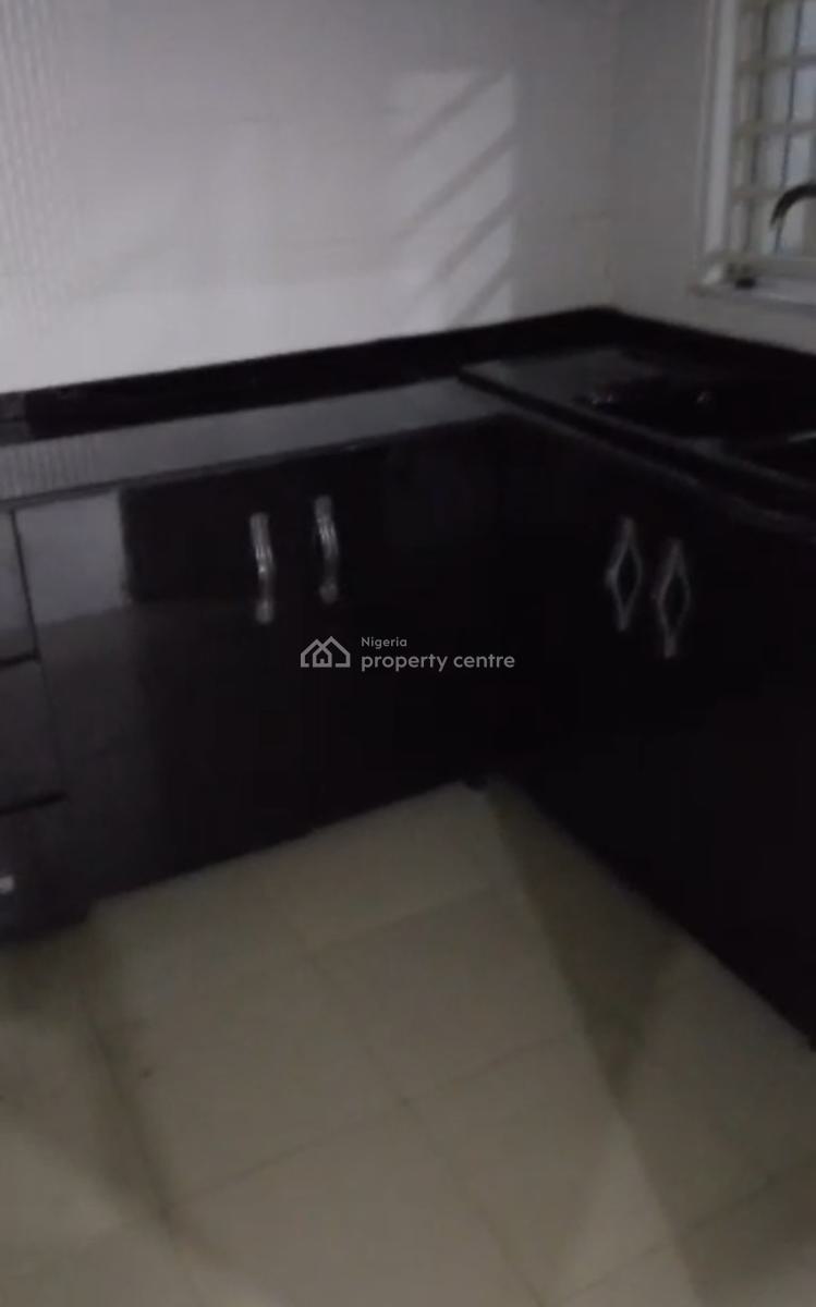 Vacant and Well Maintained Mini Flat, Eleganza Gardens, Vgc, Lekki, Lagos, Mini Flat (room and Parlour) for Rent