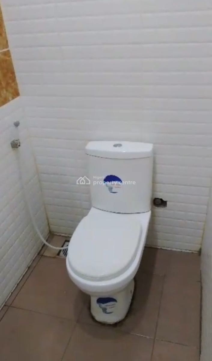 Vacant and Well Maintained Mini Flat, Eleganza Gardens, Vgc, Lekki, Lagos, Mini Flat (room and Parlour) for Rent