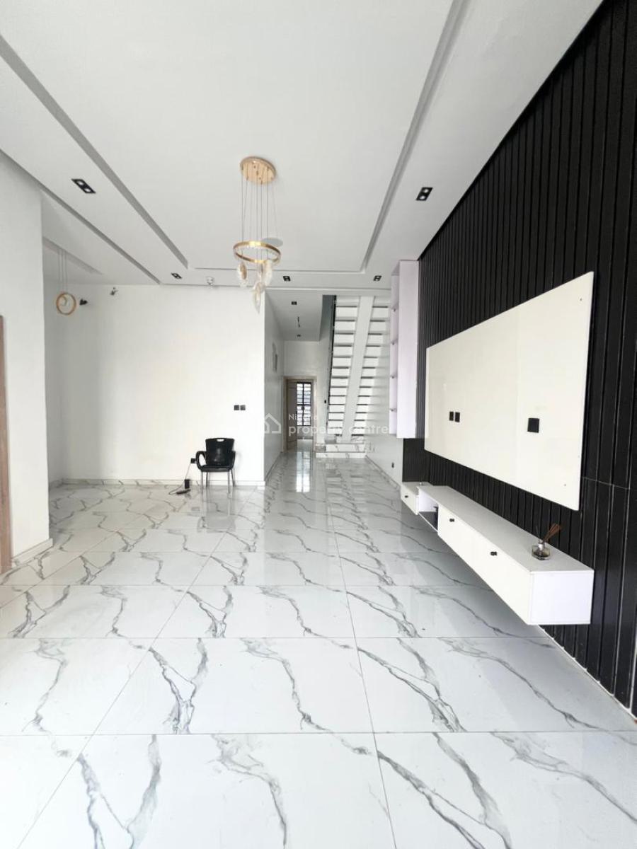 4 Bedroom Semi-detached Duplex with Swimming Pool, Chevron, Lekki, Lagos, Semi-detached Duplex for Sale