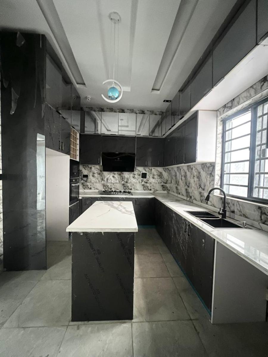 4 Bedroom Semi-detached Duplex with Swimming Pool, Chevron, Lekki, Lagos, Semi-detached Duplex for Sale