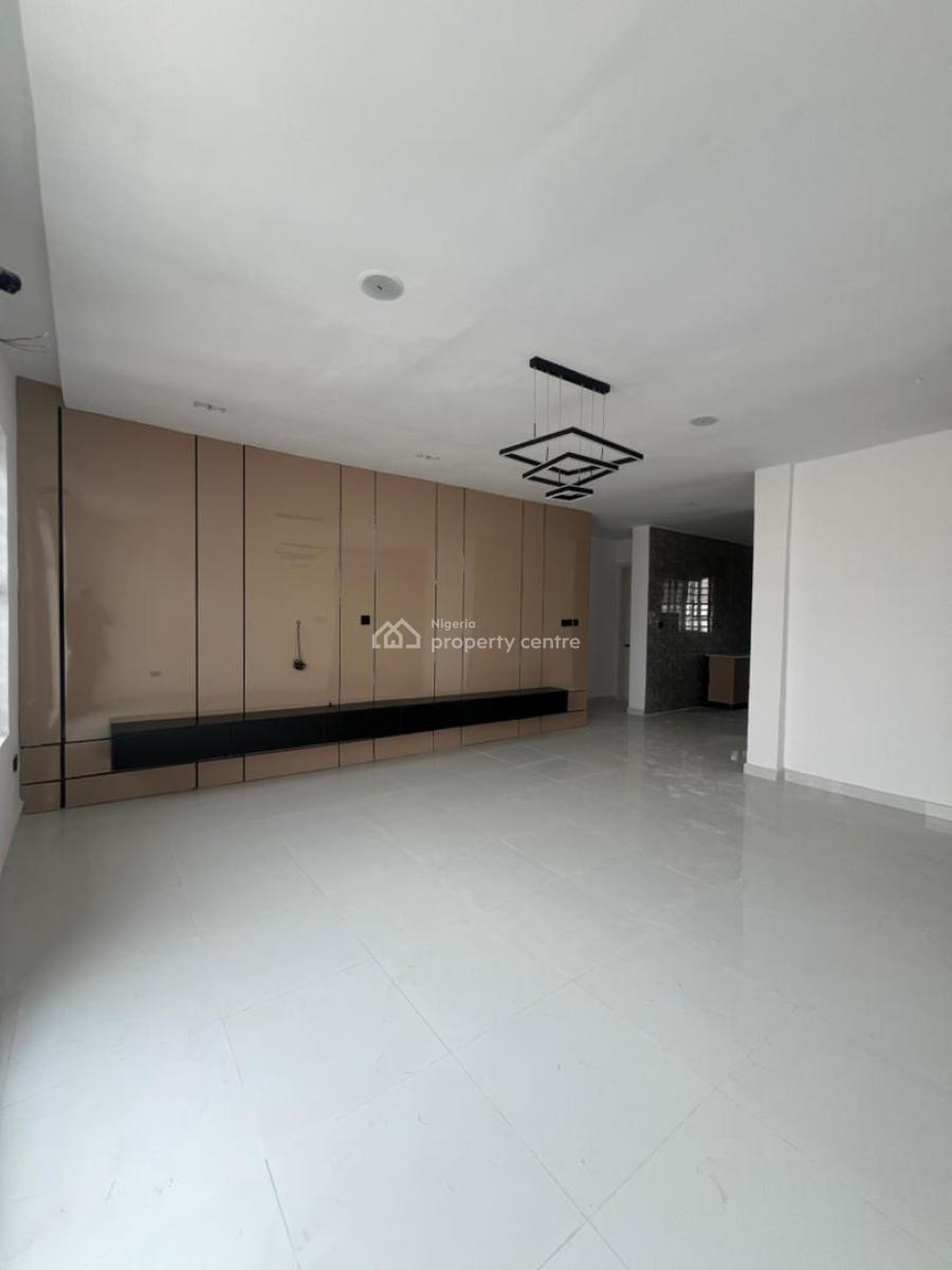 Serviced 2 Bedroom Apartment with Nice Fittings, Ologolo, Lekki, Lagos, Flat / Apartment for Sale