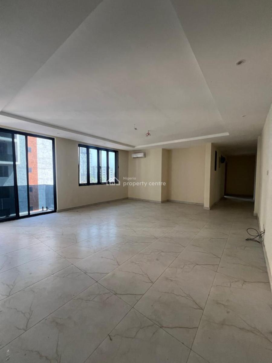 3 Bedroom Apartment with Swimming Pool, Gym & Elevator, Lekki Phase 1, Lekki, Lagos, Flat / Apartment for Sale