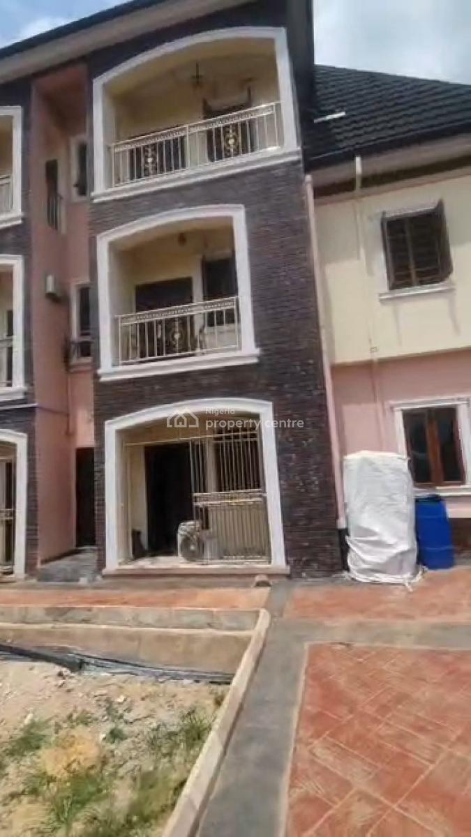 a Clean 2 Rooms & a Parlour, Festac Extension, Amuwo Odofin, Lagos, Flat / Apartment for Rent