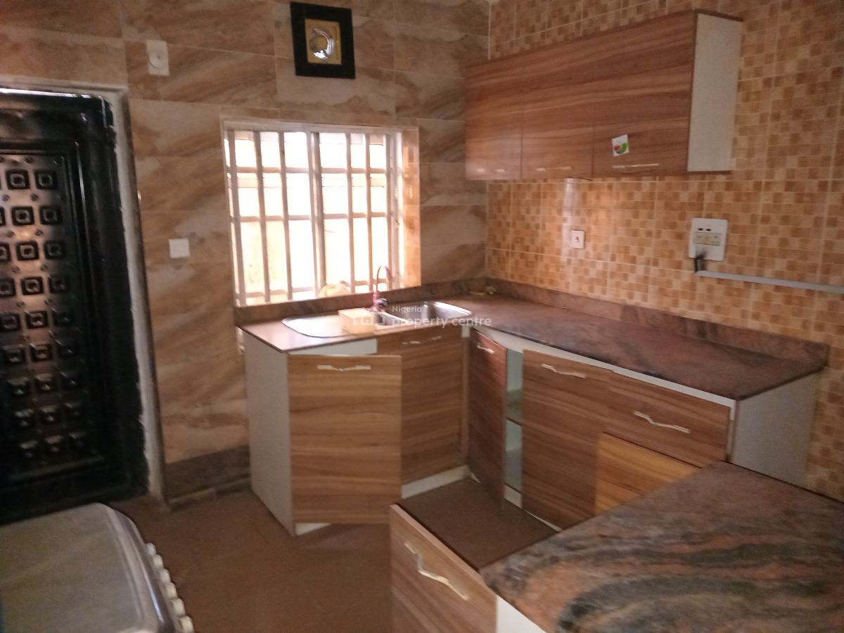 4 Bedroom Duplex, Two People in The Compound, Off Admiralty Road, Lekki Phase 1, Lekki, Lagos, Flat / Apartment for Rent