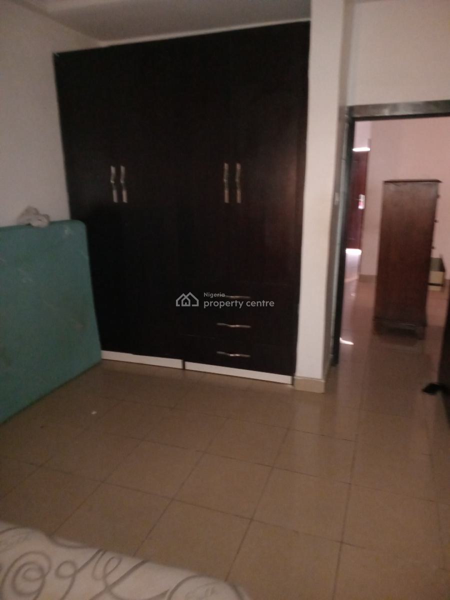 4 Bedroom Duplex, Two People in The Compound, Off Admiralty Road, Lekki Phase 1, Lekki, Lagos, Flat / Apartment for Rent