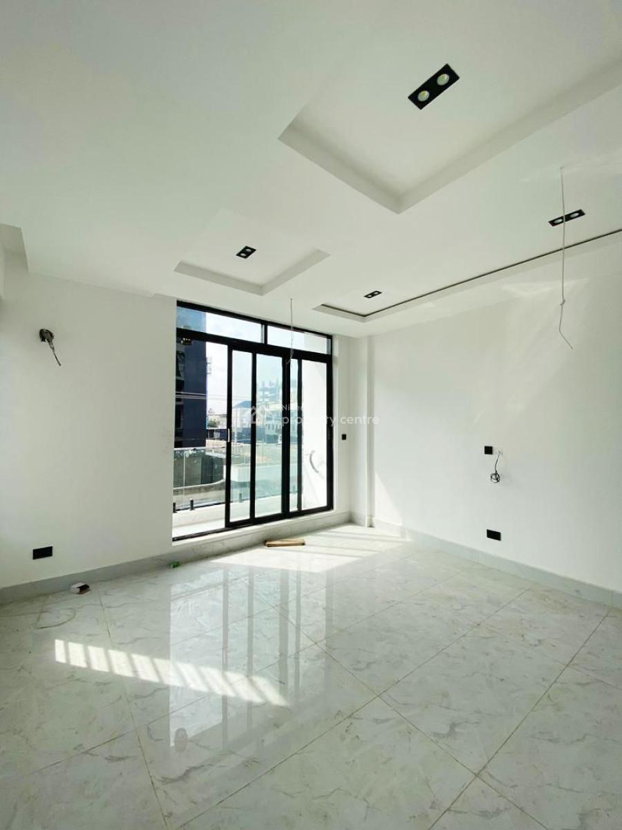 2 Bedroom Apartment, Lekki Phase 1, Lekki, Lagos, Flat / Apartment for Sale