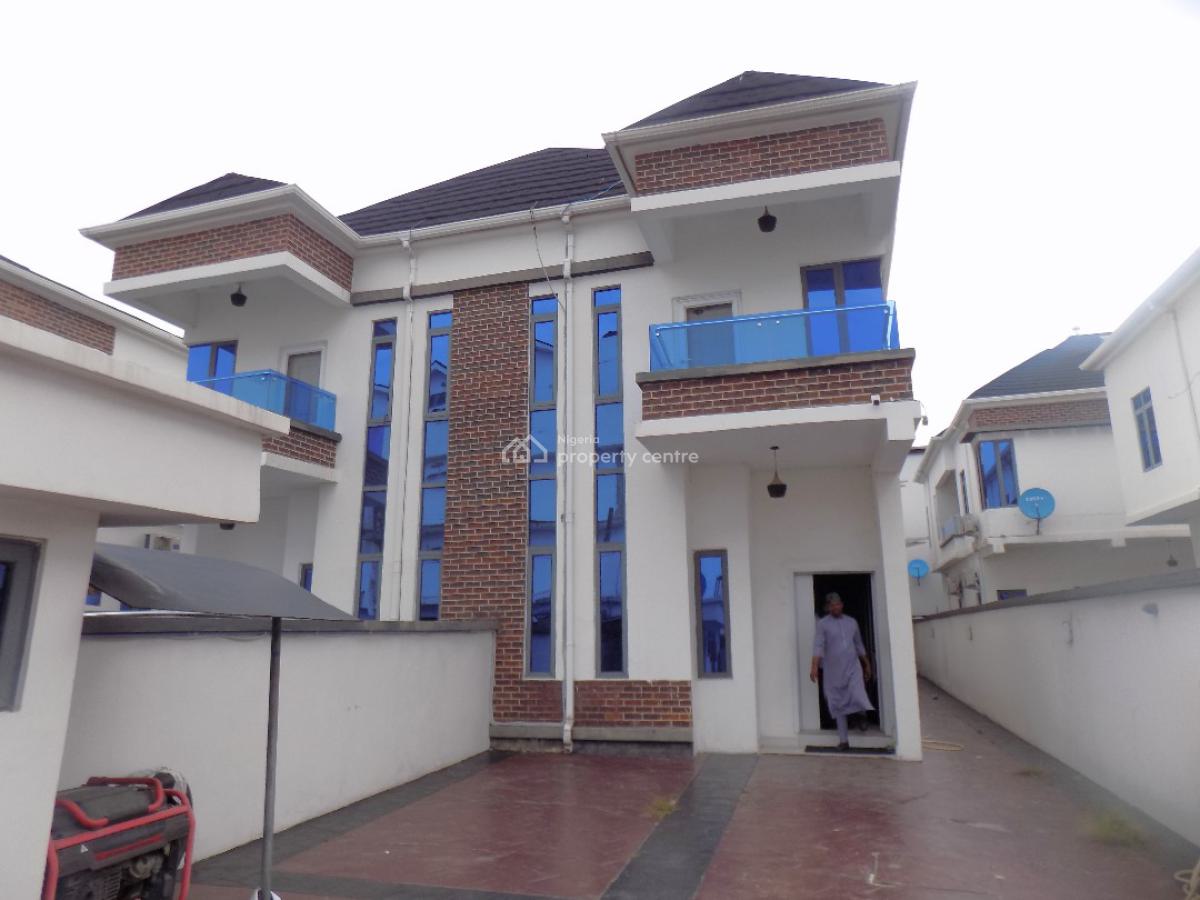 4 Bedroom Semi-detached Duplex with Bq, Ologolo, Lekki, Lagos, Semi-detached Duplex for Sale