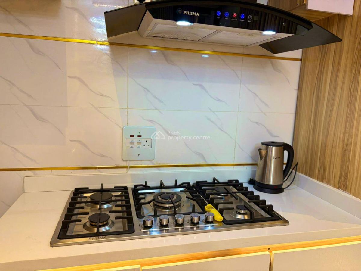 Luxurious 2 Bedroom with Swimming Pool, Freedom Way, Lekki Phase 1, Lekki, Lagos, Flat / Apartment Short Let