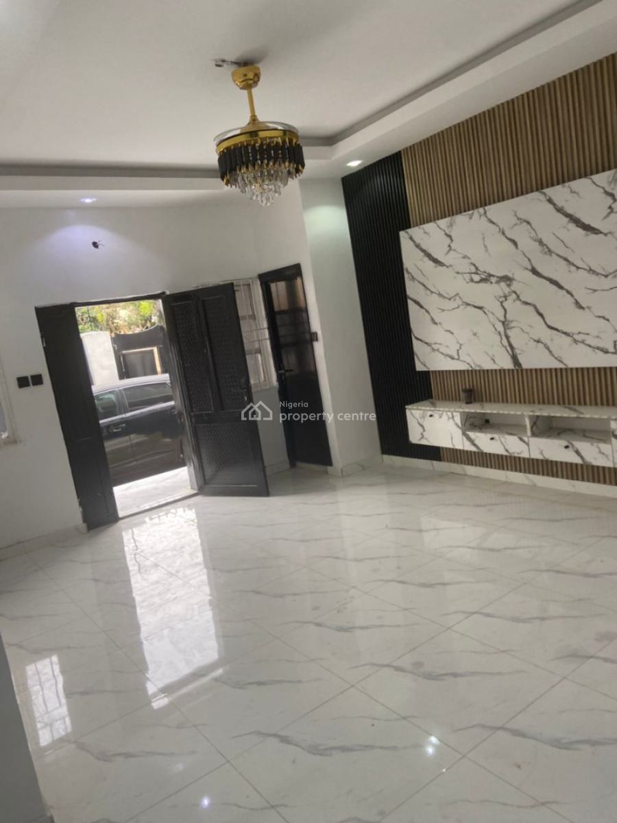 Beautiful 3 Bedroom Flat Apartment, Magodo Phase 1, Gra Phase 1, Magodo, Lagos, Flat / Apartment for Rent