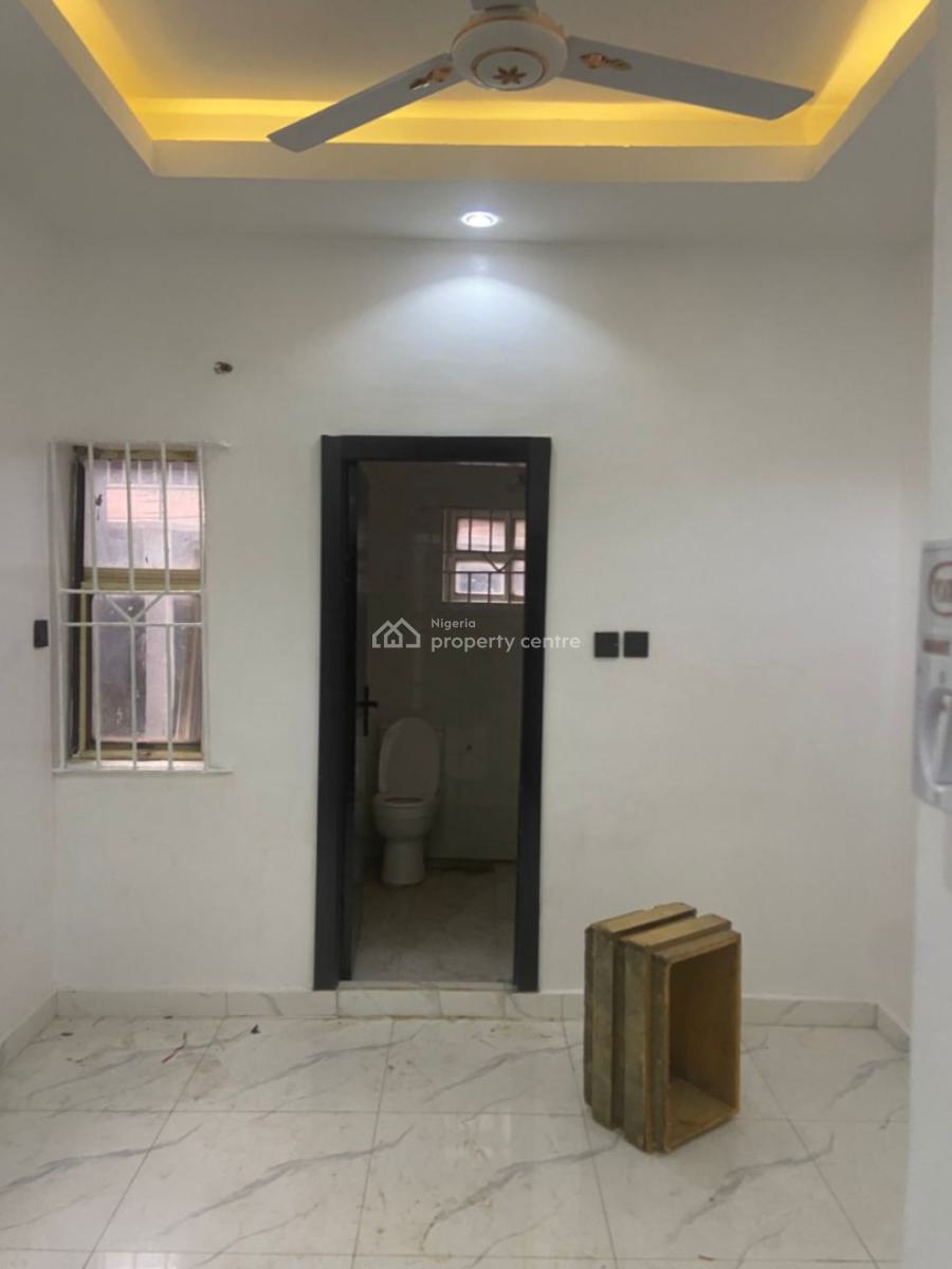 Beautiful 3 Bedroom Flat Apartment, Magodo Phase 1, Gra Phase 1, Magodo, Lagos, Flat / Apartment for Rent