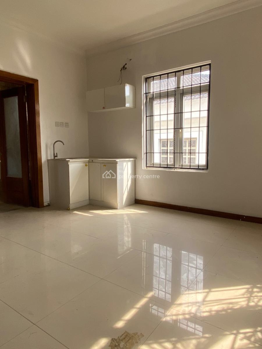 Luxury Masters One Room Studio Apartment, Off Oniru Market Lekki Right, One Room Open Plan Kitchen, Oniru, Victoria Island (vi), Lagos, Self Contain (single Rooms) for Rent