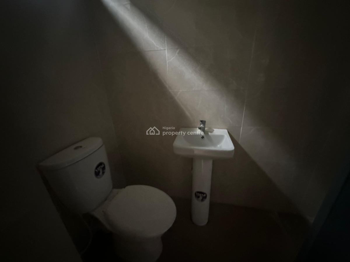 2 Bedroom Flat, Off International Airport Road Ajao Estate, Isolo, Lagos, Flat / Apartment for Rent