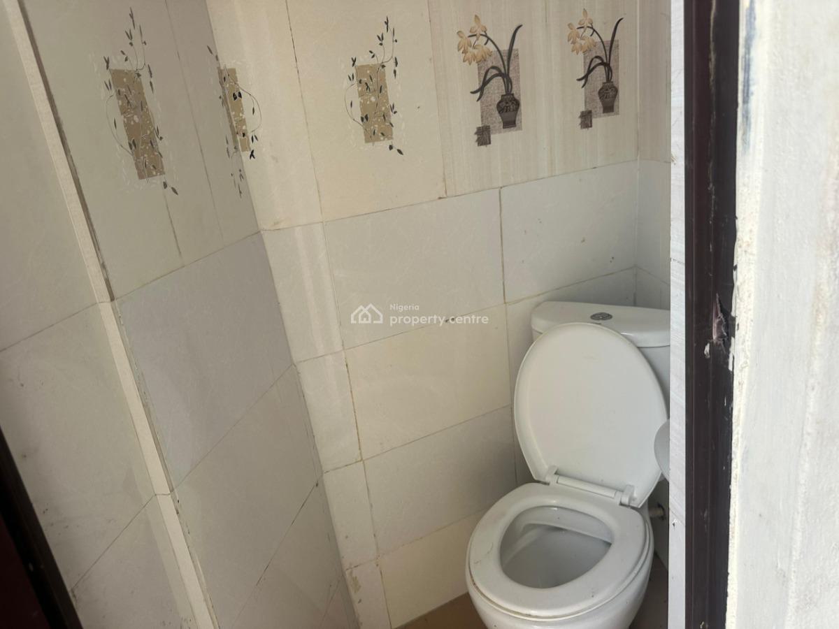 2 Bedroom Flat, Off International Airport Road Ajao Estate, Isolo, Lagos, Flat / Apartment for Rent