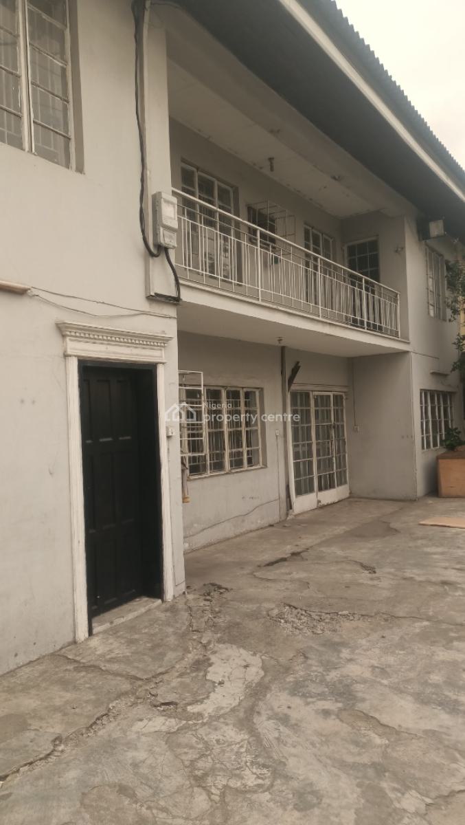 4 Bedroom Commercial Duplex, Ilupeju, Lagos, Commercial Property for Rent