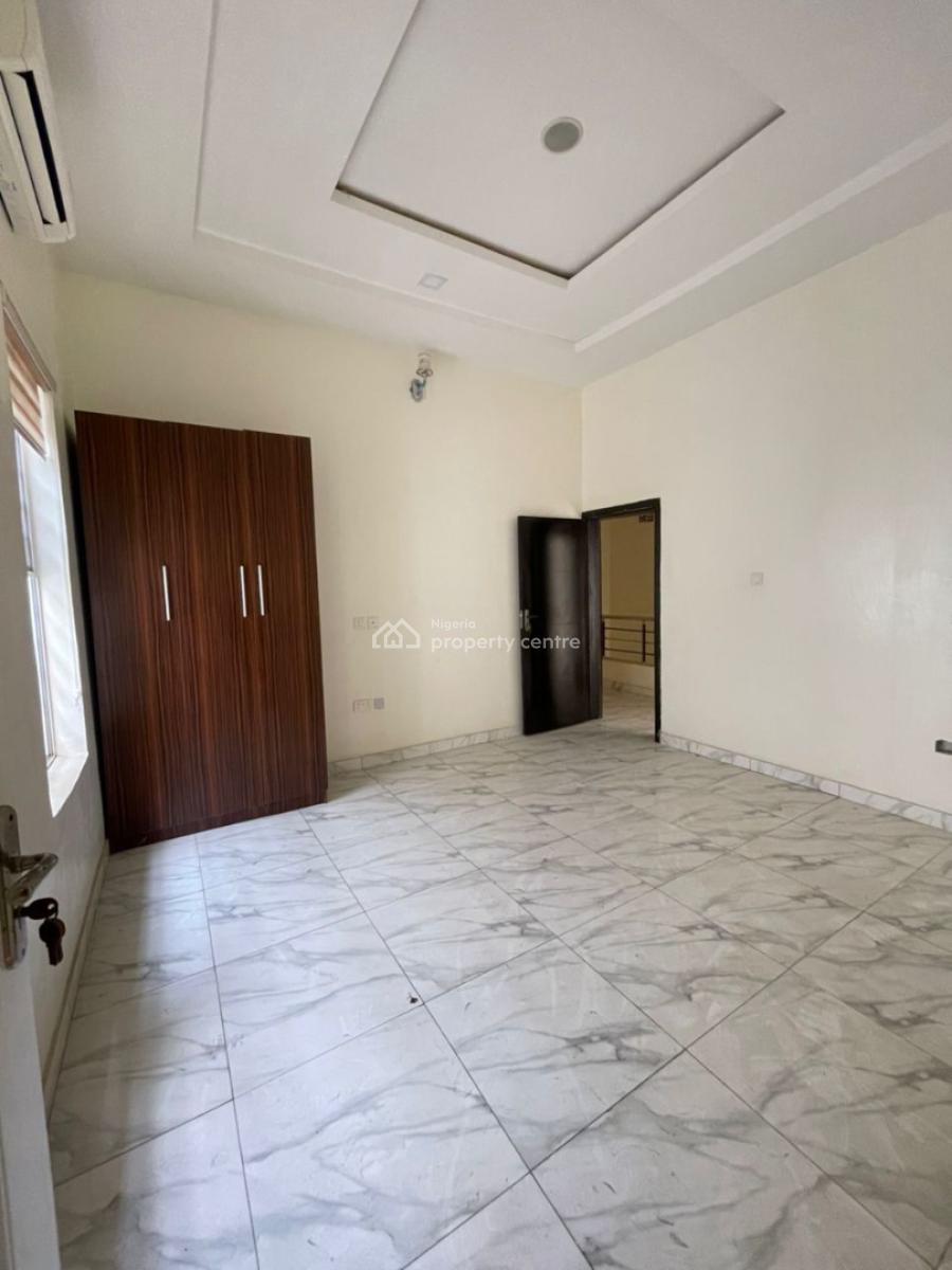 1 Bedroom Apartment, Millenium Estate, Lekki Phase 1, Lekki, Lagos, Mini Flat (room and Parlour) for Rent