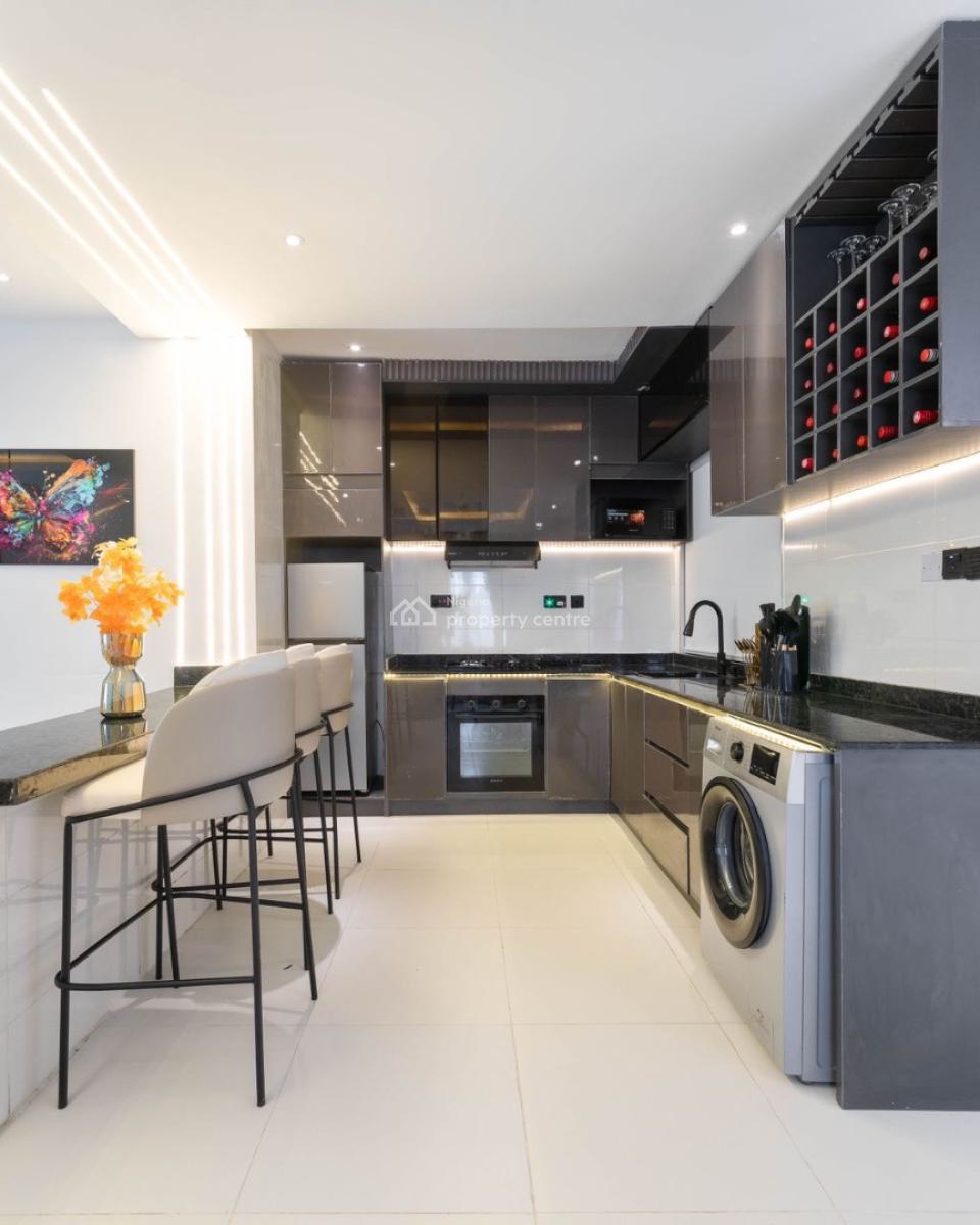 Brand New Smart 2 Bedroom Maisonette Apartment with Ps5, Lekki Phase 1, Lekki, Lagos, Flat / Apartment Short Let
