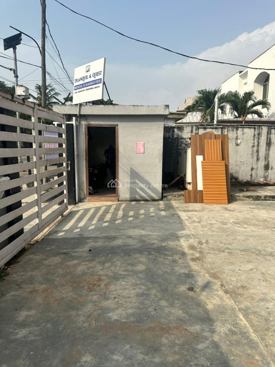 5 Bedroom with 2 Bq, Off Admiralty Road, Lekki Phase 1, Lekki, Lagos, Semi-detached Duplex for Rent